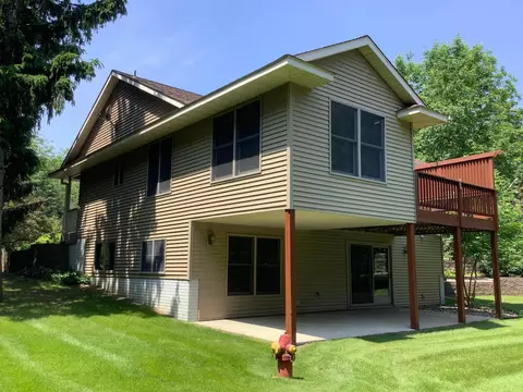 1382 Riverside Dr #1382, River Falls, WI 54022