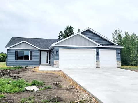 7 Marie Cir, Elysian, MN 56028