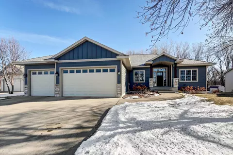 622 Cottonwood Ave, Litchfield, MN 55355