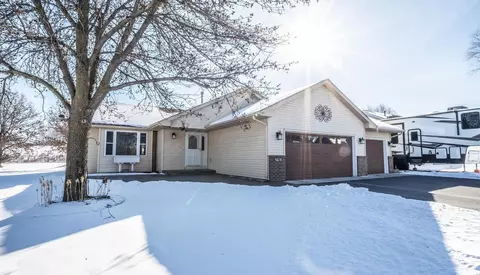 6320 Beckman Ave, Inver Grove Heights, MN 55077