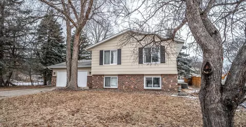 5470 132nd Ln, Savage, MN 55378