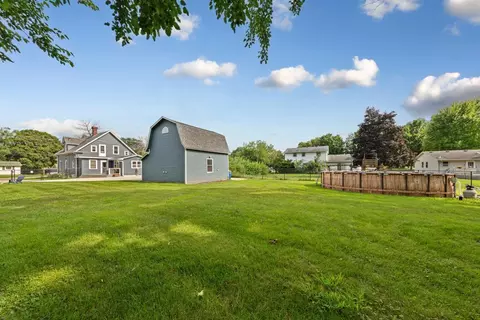 Exterior - 700 9th Ave SW, Faribault, MN 55021 photo 7 of 9