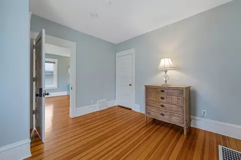 Bedroom - 700 9th Ave SW, Faribault, MN 55021 photo 3 of 11