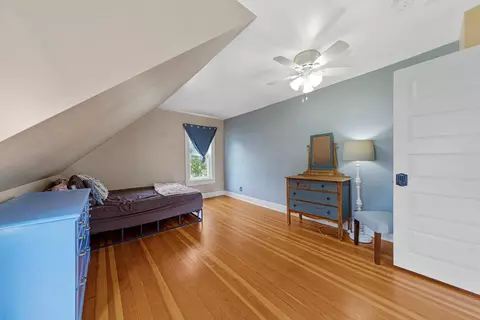 Bedroom - 700 9th Ave SW, Faribault, MN 55021 photo 5 of 11