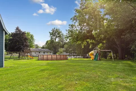 Exterior - 700 9th Ave SW, Faribault, MN 55021 photo 5 of 9
