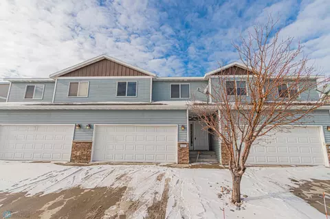 4227 51st St S, Fargo, ND 58104
