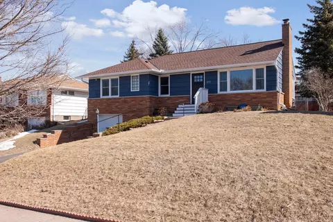 618 Brimhall St, Saint Paul, MN 55116