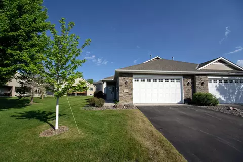 6150 Boulder Ridge Dr, Rockford, MN 55373
