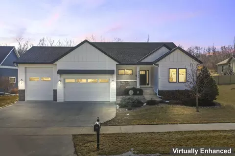2728 Sand Trap Rd SE, Rochester, MN 55904