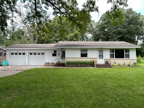 935 Woodland Cir, Long Prairie, MN 56347