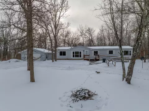 2231 91st St SW, Pequot Lakes, MN 56472