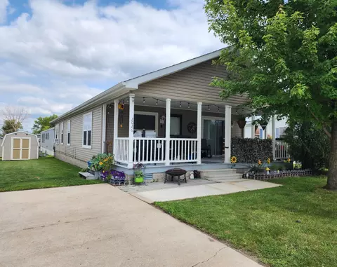 2026 Nightingale Ave NW, Stewartville, MN 55976