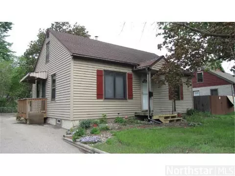 8126 Nicollet Ave S, Bloomington, MN 55420