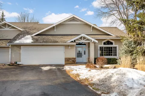 3885 Niagara Ln N, Plymouth, MN 55446