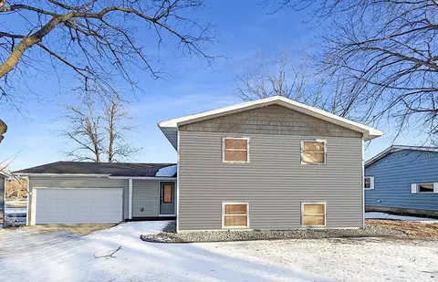 114 S 14th St, Montevideo, MN 56265