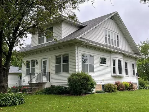 309 2nd Ave SW, Grand Meadow, MN 55936