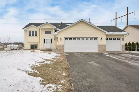 5710 Egret Ave, Big Lake, MN 55309