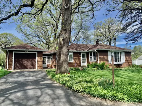 7103 River Rd, Inver Grove Heights, MN 55076