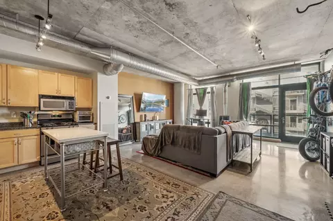 720 N 4th St #609, Minneapolis, MN 55401