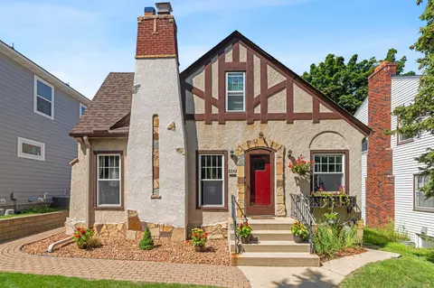 5352 Columbus Ave, Minneapolis, MN 55417