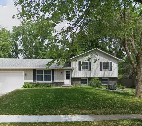 13260 Flagstaff Ave, Apple Valley, MN 55124