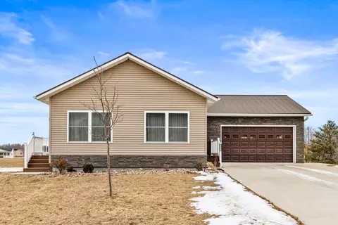 23375 Cherrywood St, Independence, WI 54747