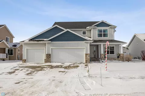 3014 1st St E, West Fargo, ND 58078