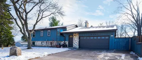 8387 81st Street Ln S, Cottage Grove, MN 55016
