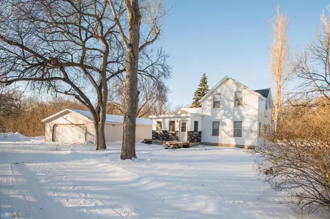 615 15th Ave NW, West Fargo, ND 58078 photo 2