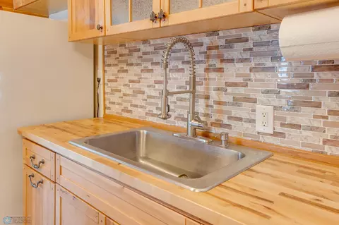 615 15th Ave NW, West Fargo, ND 58078 photo 14