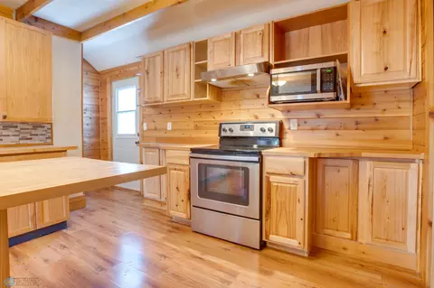 615 15th Ave NW, West Fargo, ND 58078 photo 11
