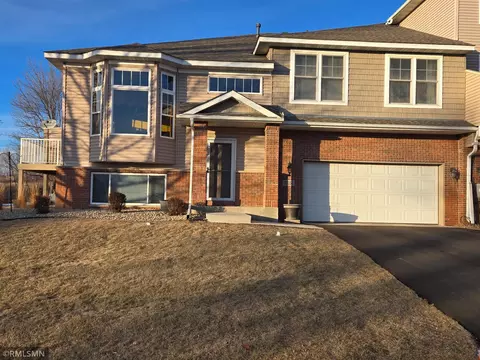 20054 Holt Ave W, Lakeville, MN 55044