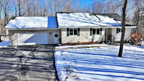 8334 Forest Acres Ct NW, Walker, MN 56484