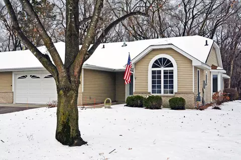 984 Horizon St, Vadnais Heights, MN 55127