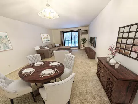 1800 Riverwood Dr #102, Burnsville, MN 55337