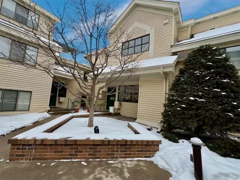 7614 York Ave S #3114, Edina, MN 55435
