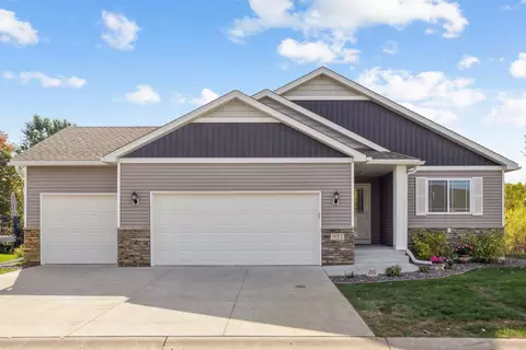 951 45th Ave NE, Saint Cloud, MN 56304