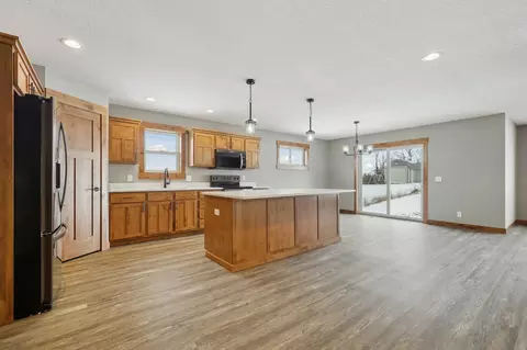 361 Vorwald St, River Falls, WI 54022 photo 3