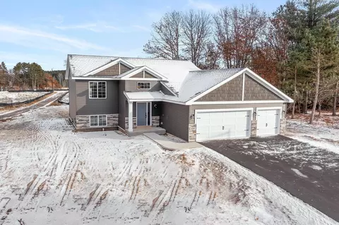 26589 9th St W, Zimmerman, MN 55398