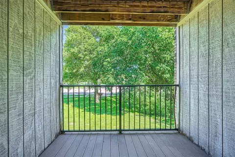 12920 Nicollet Ave #201, Burnsville, MN 55337