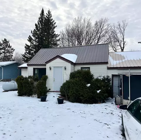 155 S 1st St, Mcgregor, MN 55760