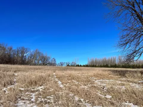 21781 110th St, Sauk Centre, MN 56378