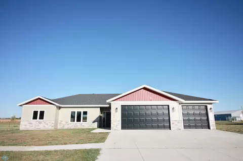 108 16th St N, Breckenridge, MN 56520