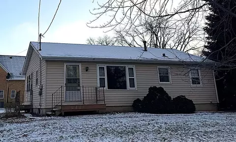 210 Parker Ave E, Dassel, MN 55325