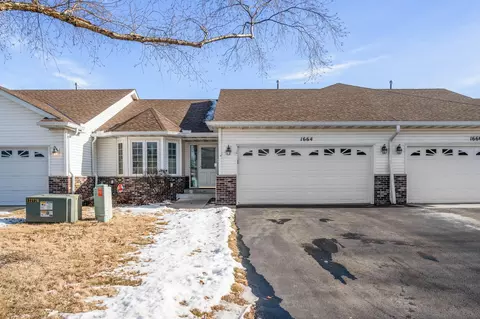 1664 Mackubin St, Saint Paul, MN 55117