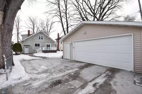 1305 8th St S, Fargo, ND 58103 photo 31