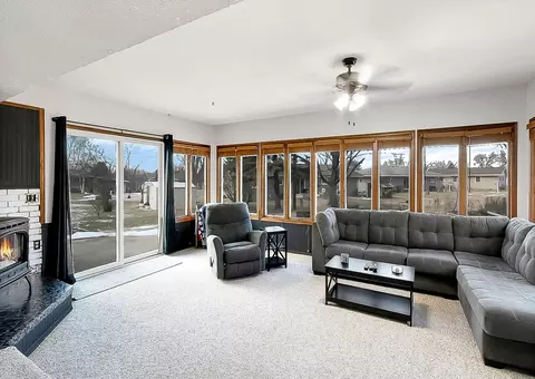 203 Inner Dr, Montgomery, MN 56069