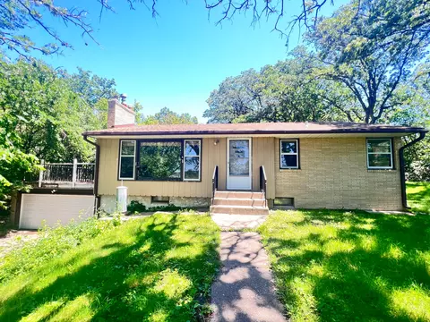 4009 Ideal Ave N, Lake Elmo, MN 55042