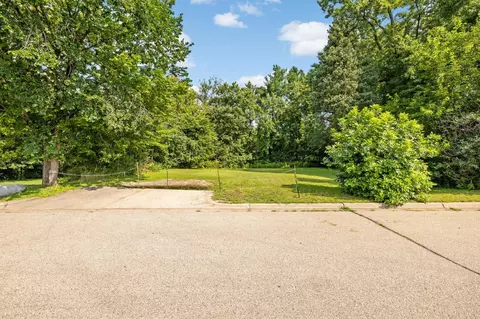 4102 Wayzata Blvd, Golden Valley, MN 55416