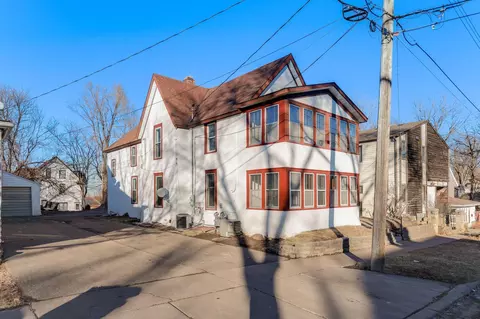 151 Winona St W, West Saint Paul, MN 55118